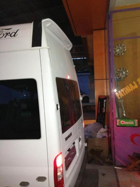 Купить Спойлер Anatomic высокая крыша (под покраску) для Ford Transit 2000-2014 гг