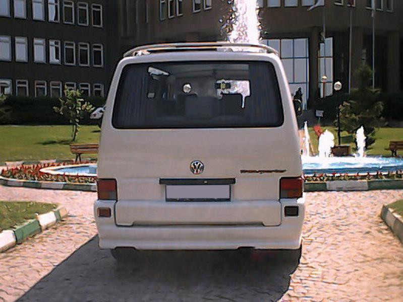 Купить Накладка на задний бампер (под покраску) для Volkswagen T4 Caravelle/Multivan