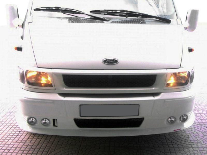 Купити Накладка на передній бампер (2000-2006) для Ford Transit рр