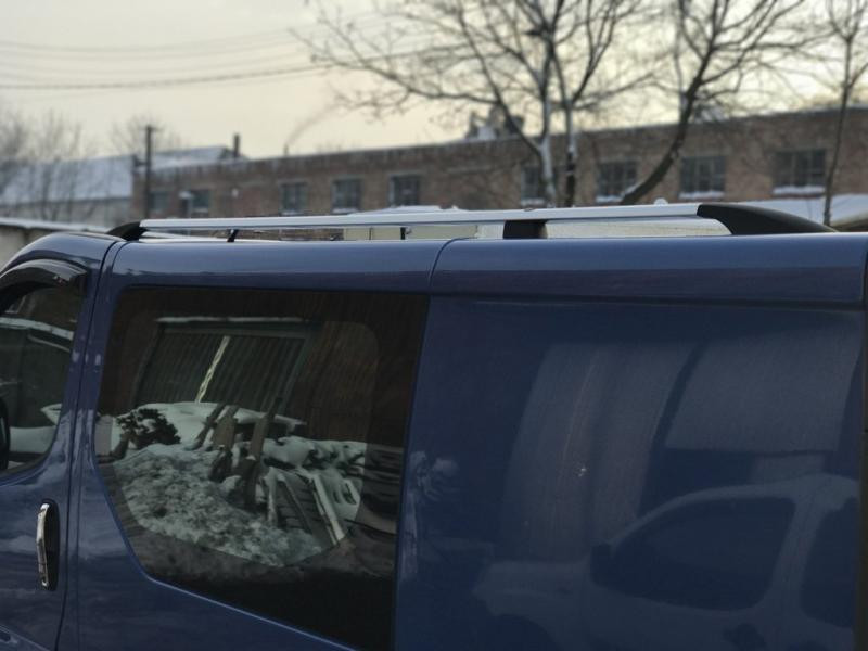 Купити Рейлінги Хром ( пласт. ніжки) Довга, Пластикові ніжки для Opel Vivaro 2001-2015 рр