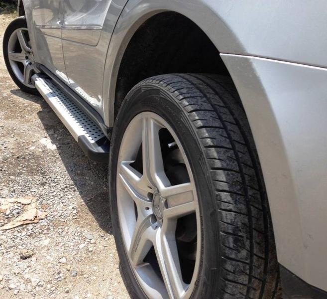 Купить Боковые пороги Allmond Grey (2 шт., алюм.) для Mercedes ML W164