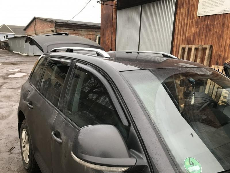 Купити Рейлінги Skyport (сірий мат) для Volkswagen Touareg 2002-2010 рр