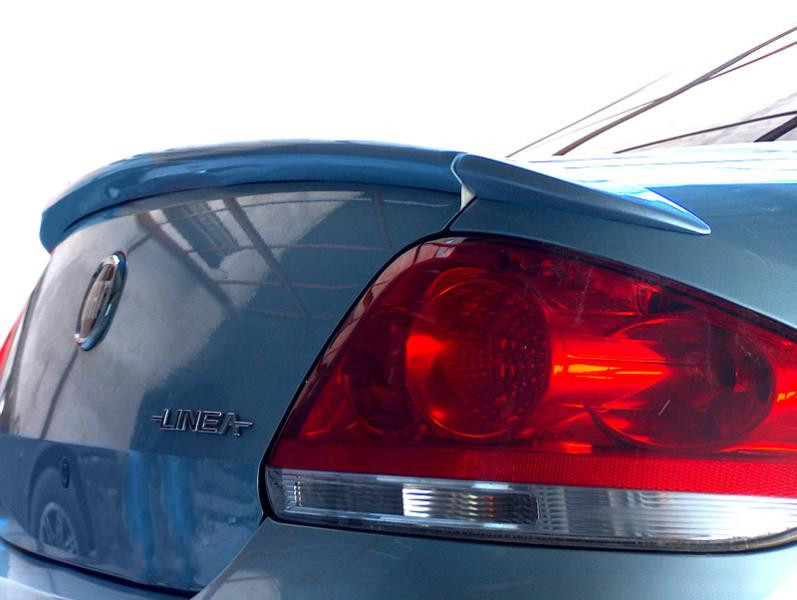 Купити Спойлер на 3 частини (під фарбування) для Fiat Linea 2006-2018 рр