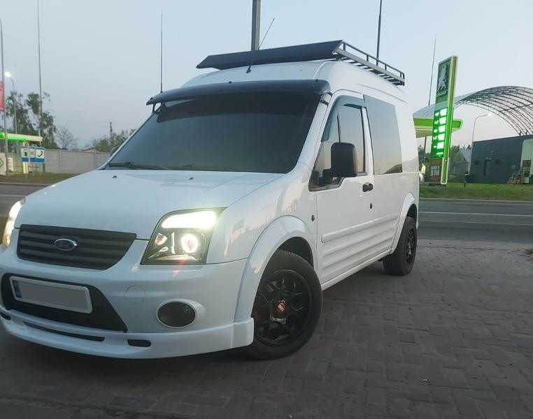 Купити Передня нижня накладка (під фарбування) для Ford Connect 2010-2013 рр