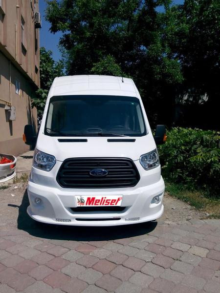 Купити Накладка на передній бампер LED (2014-2019, під фарбування) для Ford Transit 2014- рр