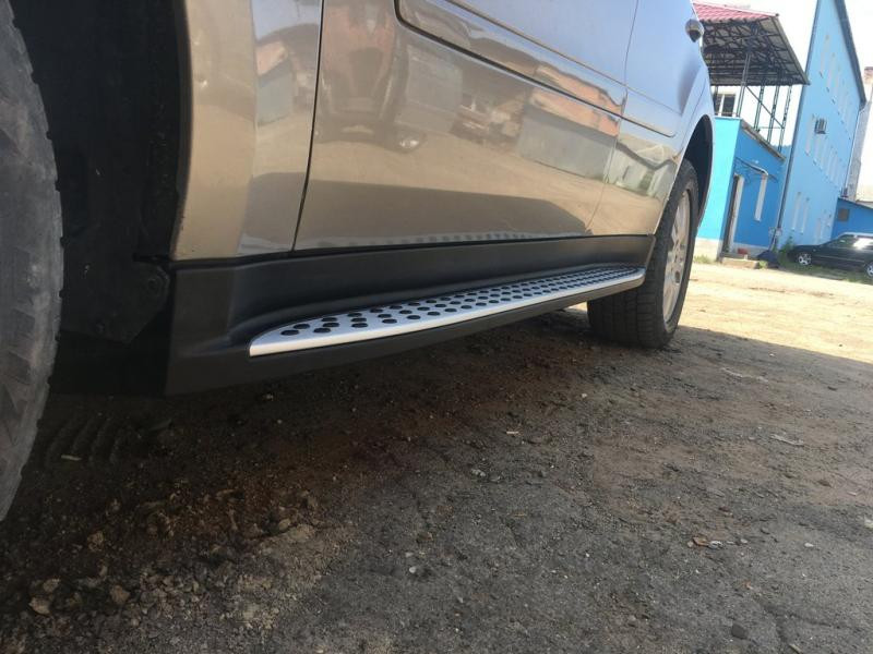 Купить Боковые пороги OEM (2 шт., алюминий) для Mercedes ML W164