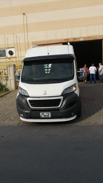 Купити Козирьок на лобове скло (чорний глянець, 5мм) для Opel Movano 2021- рр