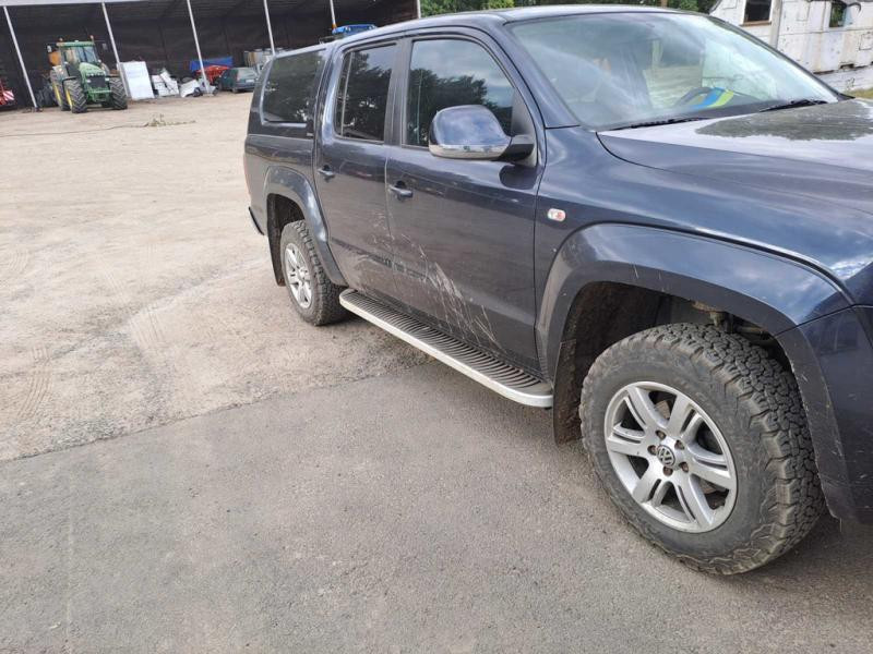 Купити Бокові пороги Tayga Grey (2 шт., алюміній) для Volkswagen Amarok 2010-2022 рр