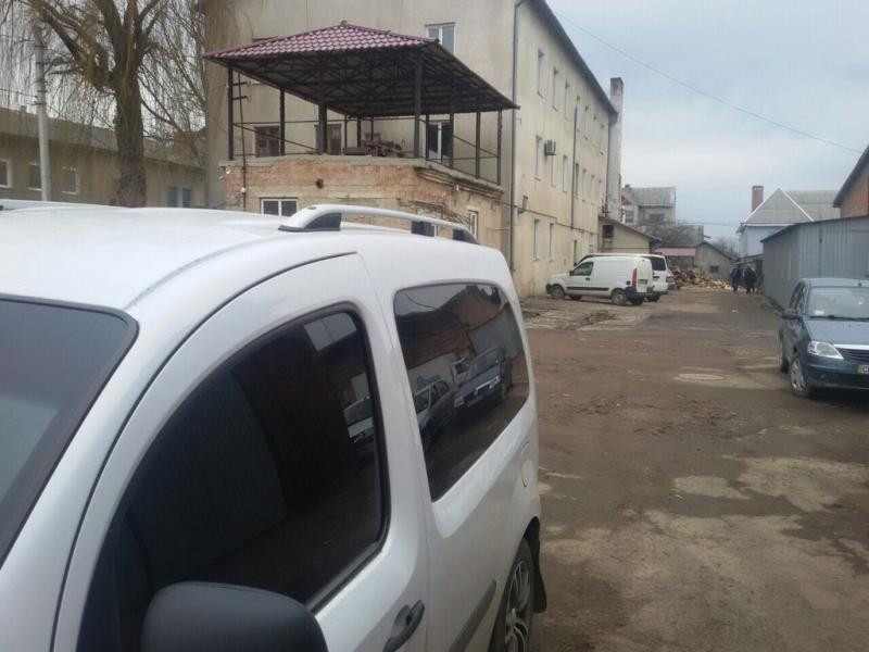 Купити Рейлінги Skyport (сірий мат) Стандартна база для Renault Kangoo 2008-2020 рр