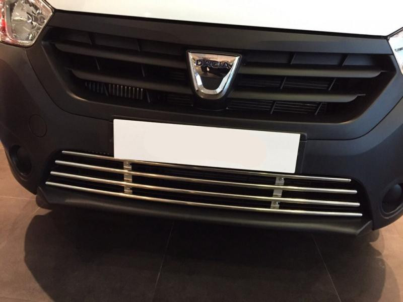 Купити Решітка в бампер (нерж) для Renault Dokker 2013-2022 рр