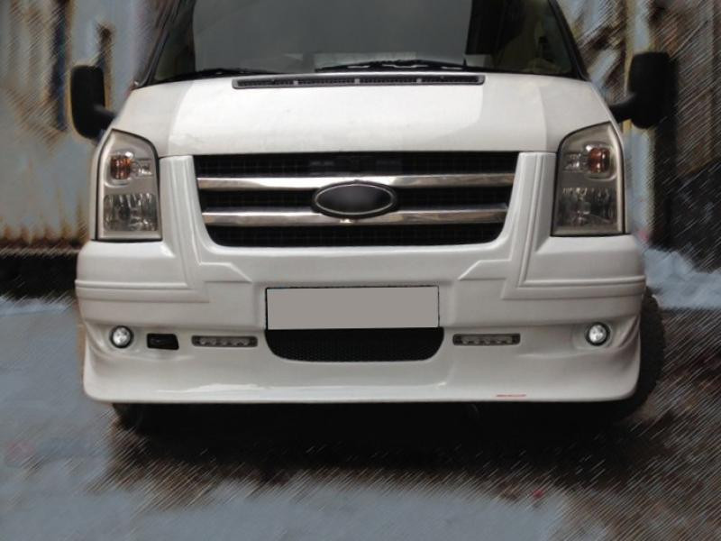 Купити Накладка на передній бампер (2006-2014, DRL, з ґратами) для Ford Transit рр