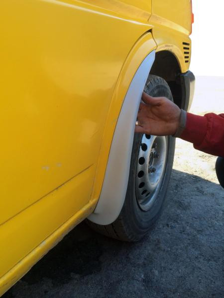 Купить Передние брызговики (2 шт, стекловолокно) для Volkswagen T4 Caravelle/Multivan