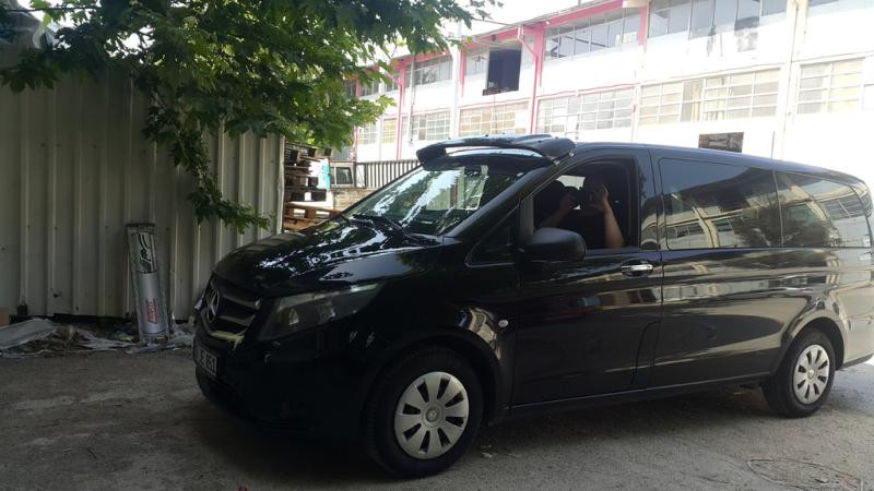 Купить Козырек на лобовое стекло (черный глянец, 5мм) для Mercedes Vito/V-class W447 2014- гг