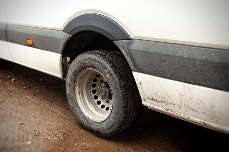 Купить Накладки на арки широкие (4 шт, черные) для Volkswagen Crafter 2006-2016 гг