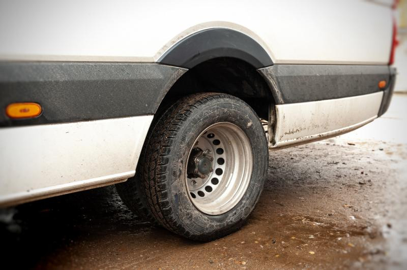 Купить Накладки на арки широкие (4 шт, черные) для Volkswagen Crafter 2006-2016 гг