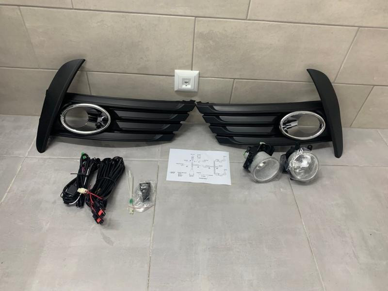 Купити Протитуманки 2017-2019 (галогенні) для Toyota Corolla рр