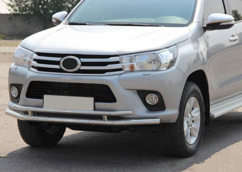 Купити Передній захист ST018 (нерж) для Toyota Hilux 2015- рр