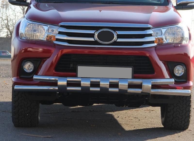Купити Передній захист ST015 (нерж) для Toyota Hilux 2015- рр