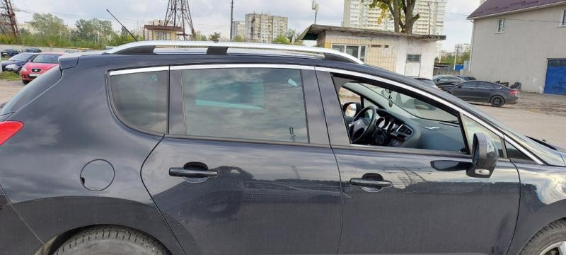 Купити Рейлінги Skyport Grey для Peugeot 3008 2008-2016 рр