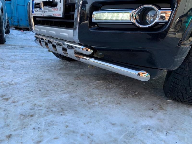 Купити Передній захист ST015 (нерж.) для Mitsubishi Pajero Wagon IV