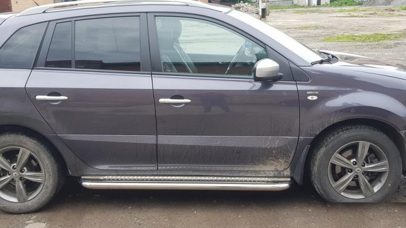 Купить Боковые пороги Premium (2 шт., нерж.) 60 мм для Renault Koleos 2008-2016 гг