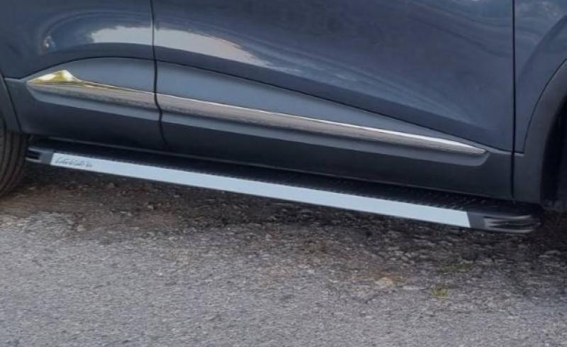 Купити Бокові пороги Maya V1 (2 шт., алюміній) для Renault Kadjar