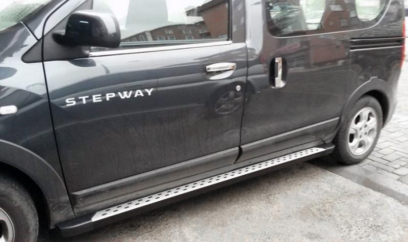 Купити Бокові пороги DotLine (2 шт., алюміній) для Renault Dokker 2013-2022 рр