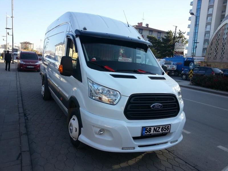 Купить Козырек на лобовое стекло (черный глянец, 5мм) для Ford Transit 2014- гг