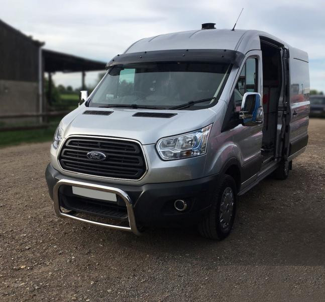 Купить Козырек на лобовое стекло (черный глянец, 5мм) для Ford Transit 2014- гг