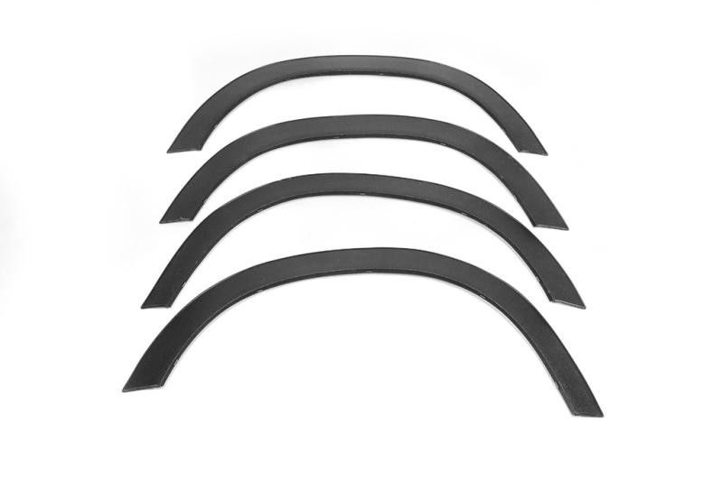 Купити Накладки на арки (4 шт., чорний метал) Чорний мат для Renault Duster 2008-2017 рр