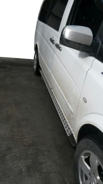 Купити Бокові пороги Dot-line (2 шт., Алюм.) Довга база для Mercedes Viano 2004-2014 рр