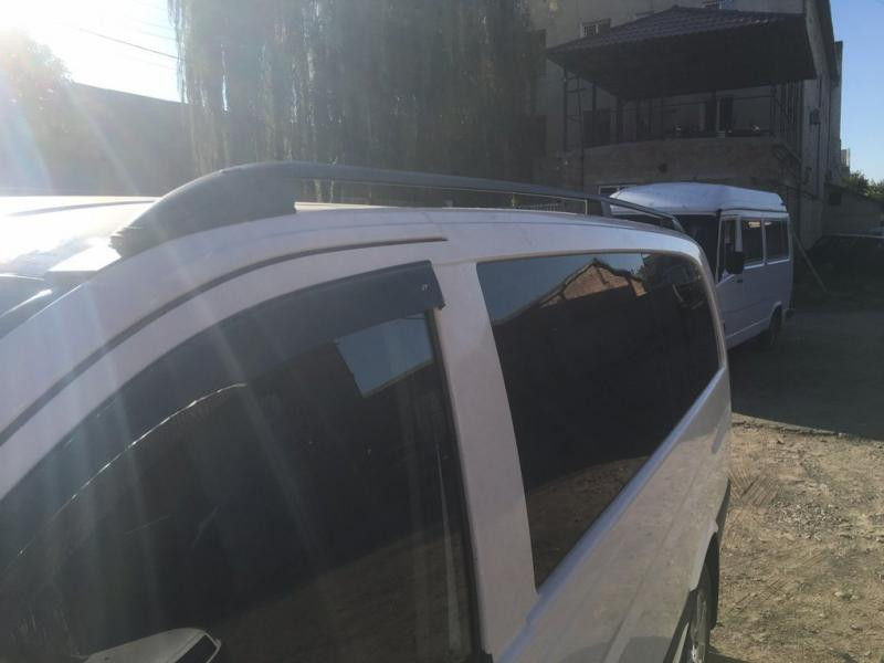 Купить Рейлинги черные Skyport (сплошной метал) Средняя база (LONG) для Mercedes Viano 2004-2014 гг