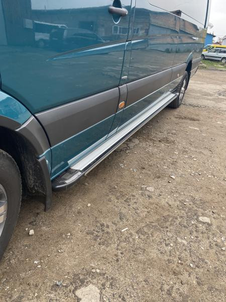 Купить Боковые пороги Rainbow (2 шт., алюминий) Средняя база для Volkswagen Crafter 2006-2016 гг