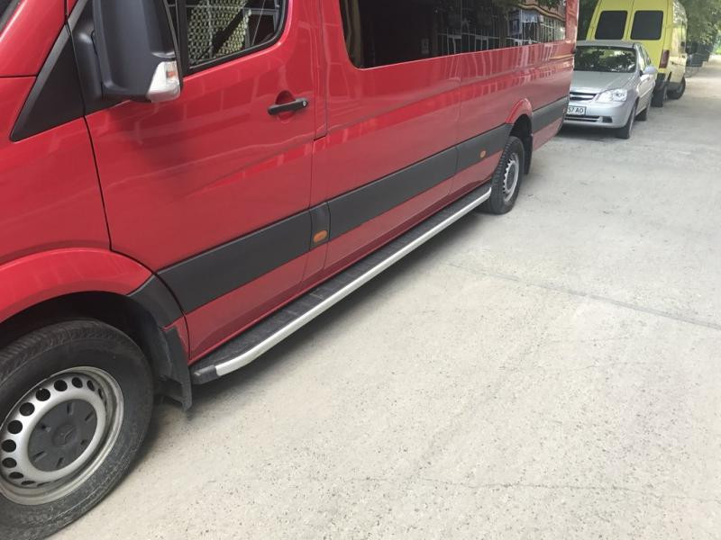 Купити Бокові пороги Fullmond (2 шт., алюм) Long/ExtraLong для Volkswagen Crafter 2006-2016 рр