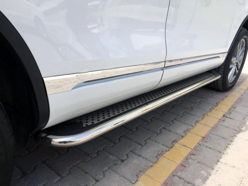 Купить Боковые пороги Maydos V2 (2 шт., нерж) для Volkswagen Amarok 2010-2022 гг