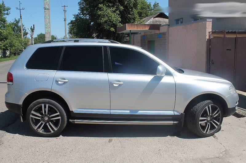 Купити Рейлінги Хром (Пласт. Ніжки) Пластикова ніжка для Volkswagen Touareg 2002-2010 рр