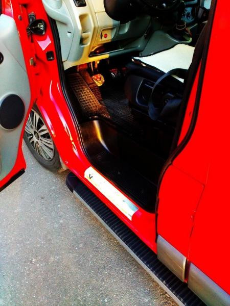 Купить Боковые пороги Maya V1 (2 шт., алюминий) Длинная база для Nissan NV300/Primastar 2016-гг