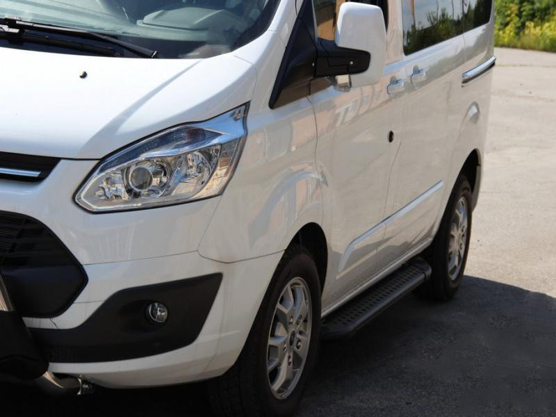 Купить Боковые пороги Allmond Black (2 шт., алюминий) Короткая база для Ford Custom 2013-2022 гг