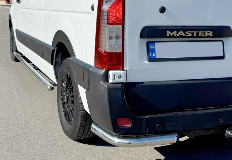 Купить Боковые трубы BB002 (2 шт., нерж.) Средняя база для Renault Master 2011-2023 гг