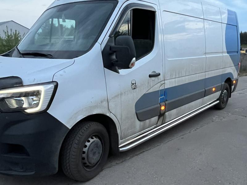 Купити Бокові пороги Premium (2 шт., Нерж.) 60 мм, довга база для Renault Master 2011-2023 рр
