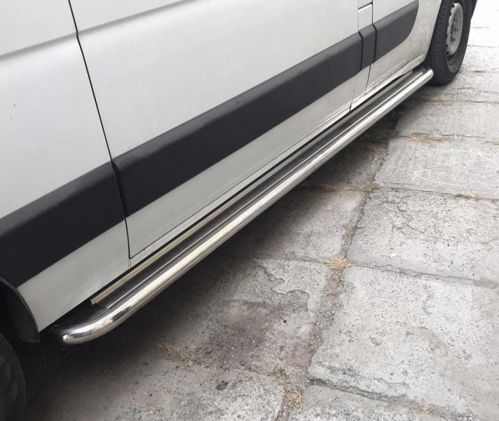 Купити Бокові пороги Premium (2 шт., Нерж.) 60 мм, довга база для Renault Master 2011-2023 рр