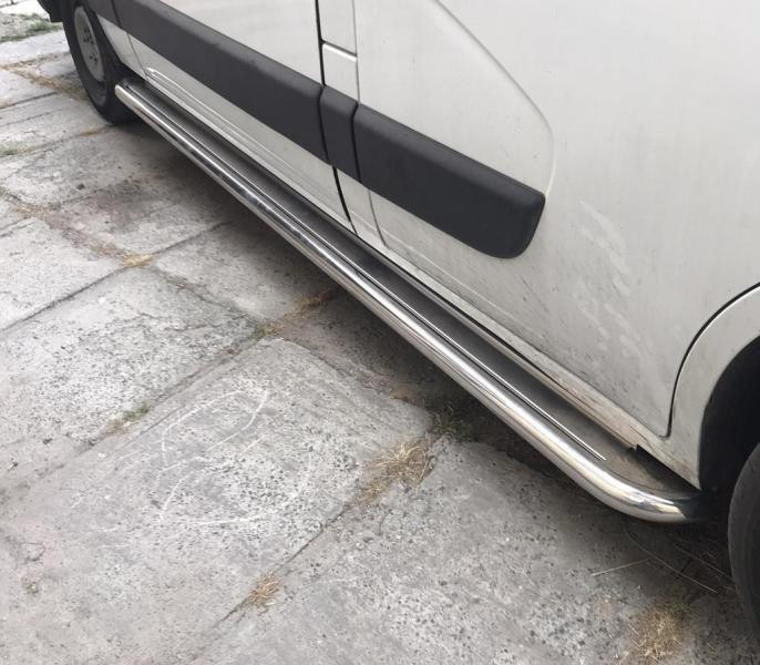 Купити Бокові пороги Premium (2 шт., Нерж.) 60 мм, довга база для Renault Master 2011-2023 рр