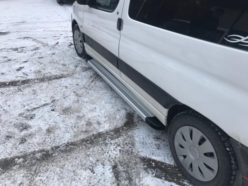 Купить Боковые пороги Maya V2 (2 шт., алюминий) для Peugeot Partner 1996-2008 гг