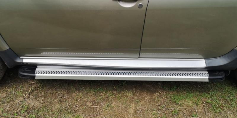 Купить Боковые пороги Maya V2 (2 шт., алюминий) для Renault Duster 2008-2017 гг