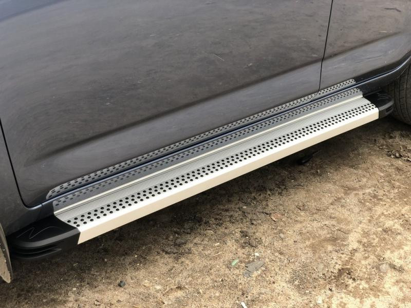 Купить Боковые пороги Maya V2 (2 шт., алюминий) для Toyota Rav 4 2006-2013 гг