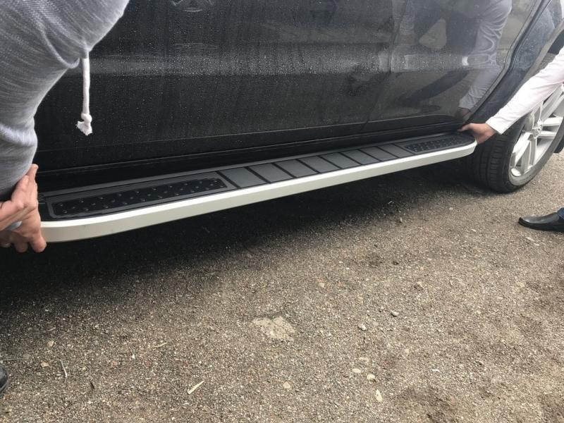 Купити Бокові пороги Tayga V2 (2 шт., алюміній) для Volkswagen Amarok 2010-2022 рр