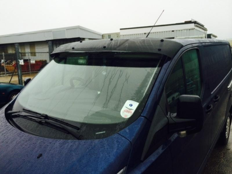 Купить Козырек на лобовое стекло (на кронштейнах) для Ford Custom 2013-2022 гг