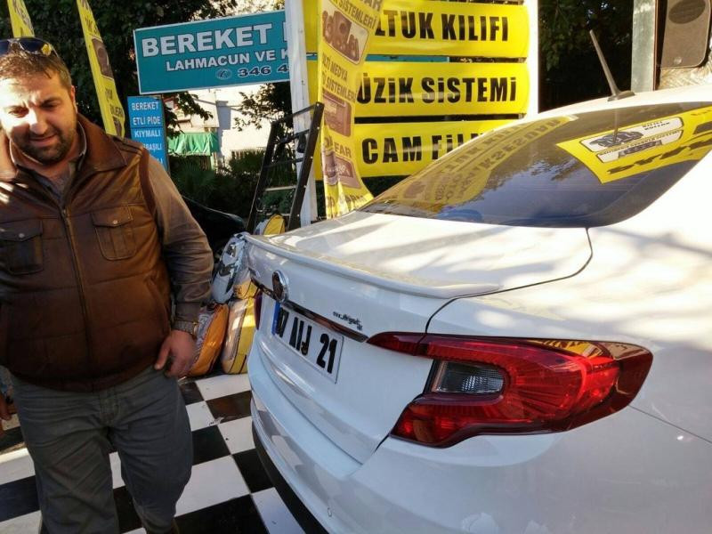 Купити Спойлер під фарбування (скловолокно) для Fiat Tipo 2016- рр