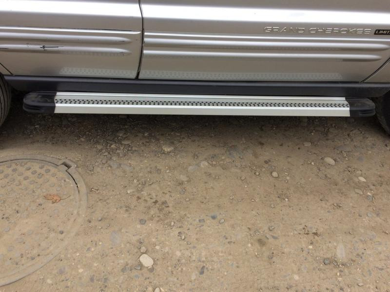 Купить Боковые пороги Maya V2 (2 шт., алюминий) для Jeep Grand Cherokee WK 2004-2010 гг