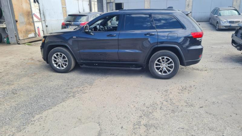 Купить Боковые пороги Allmond Black (2 шт., алюминий) для Jeep Grand Cherokee WK2 2010-2021 гг